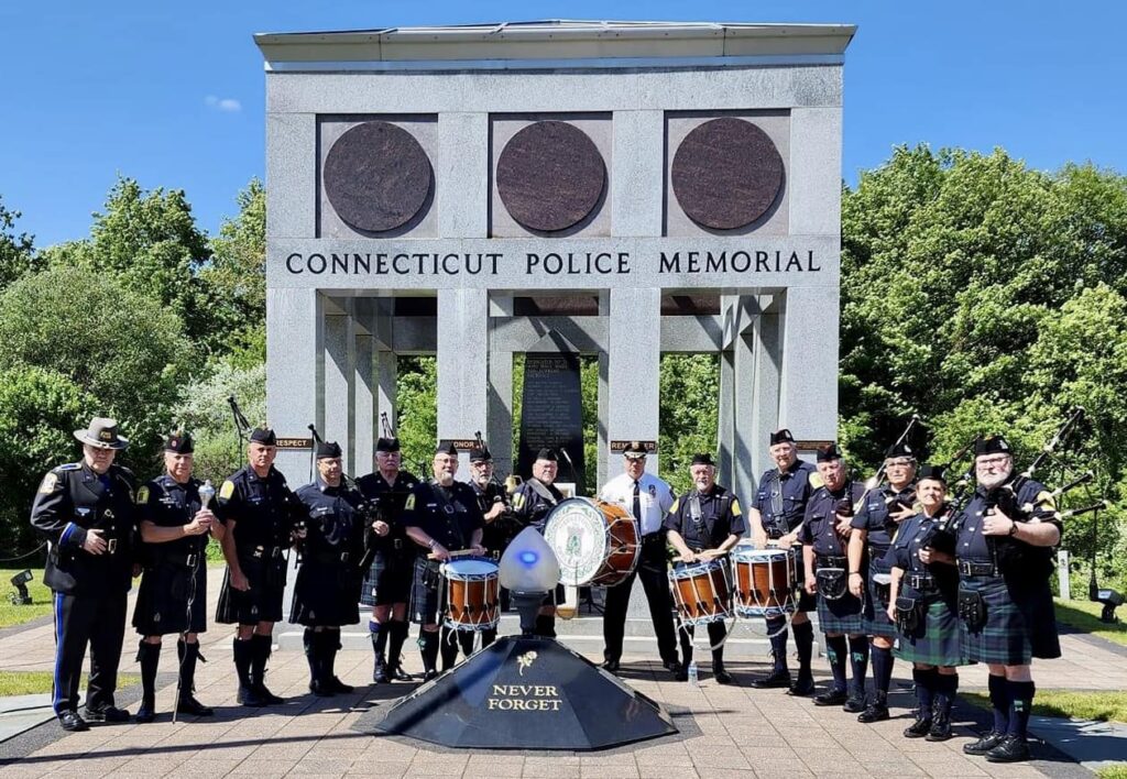 Connecticut Middletown Bagpipes and Drums Police Memorial